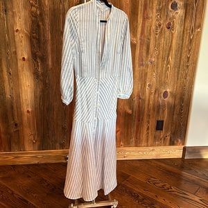 Blue and white stripe linen and silk Veronica beard dress size 4